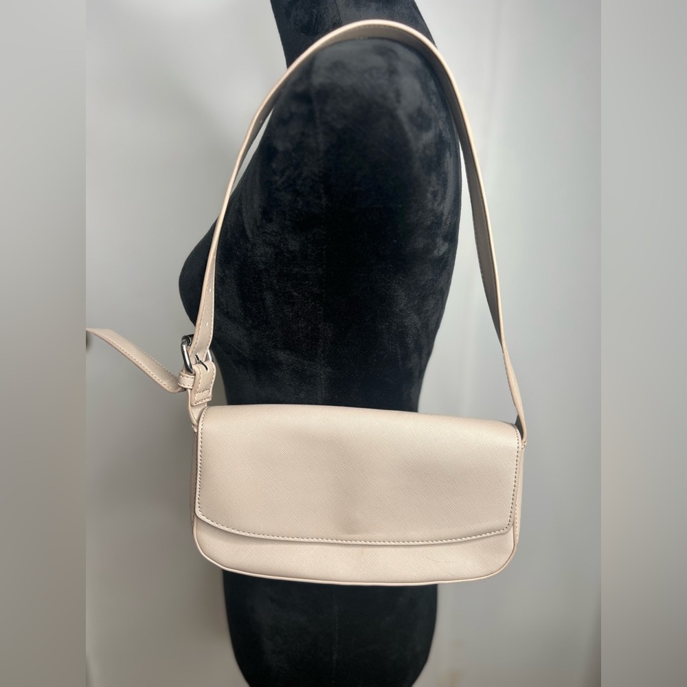 Women’s shoulder bag